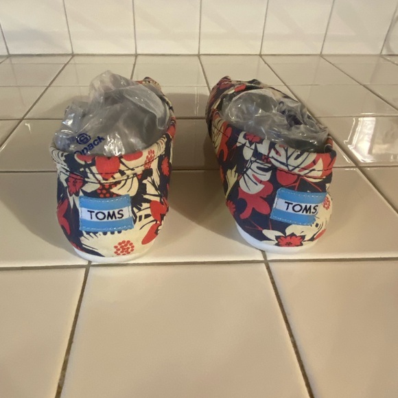 TOMS Alpargagat Floral Tropical Print Slip On Canvas Womans Size W7 - Picture 8 of 11